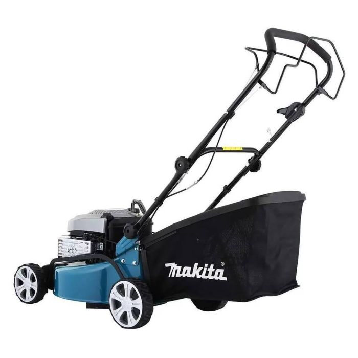 Бензиновая газонокосилка Makita PLM4621N
