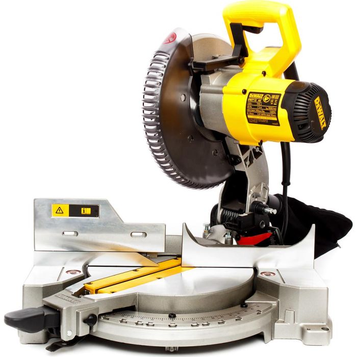 Торцовочная пила DeWalt DW713