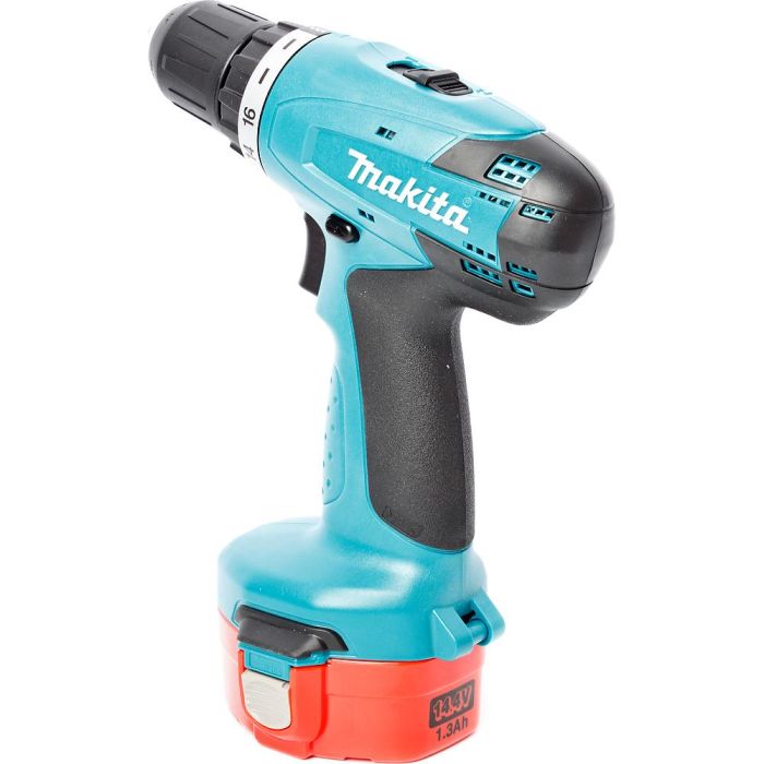 Аккумуляторная дрель-шуруповерт Makita 6281DWPLE